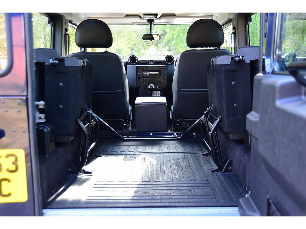 Land Rover Defender 90 Td Hard Top Black #25