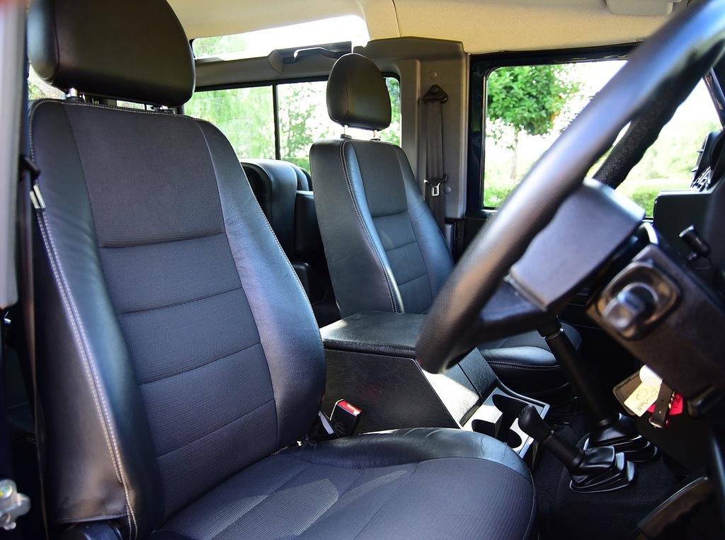 Land Rover Defender 90 Td Hard Top Black #12
