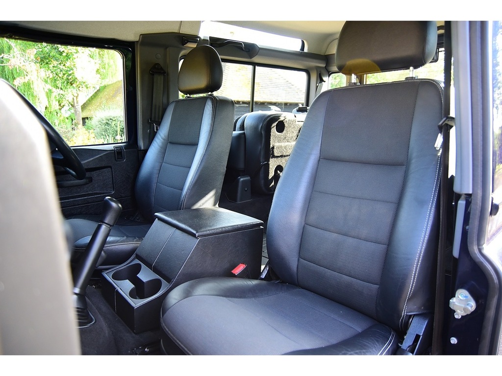 Land Rover Defender 90 Td Hard Top Black #16