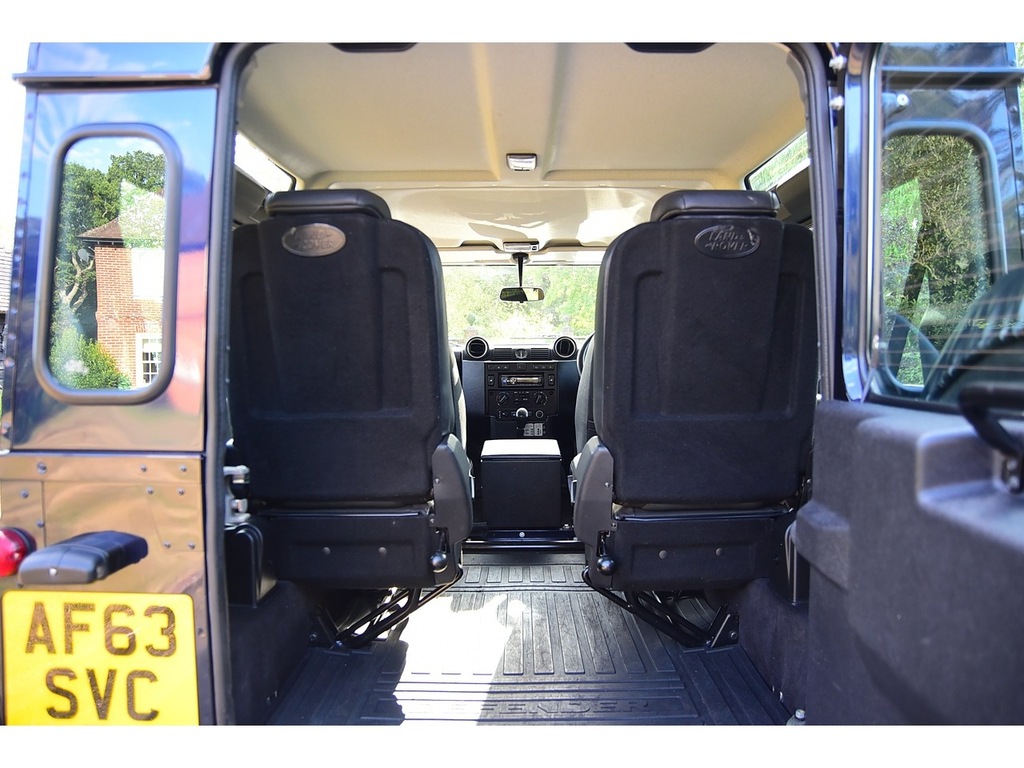 Land Rover Defender 90 Td Hard Top Black #36