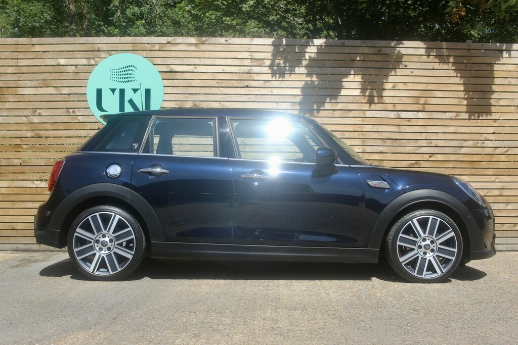 Mini Hatch 2.0 5-Door Hatch Cooper S Exclusive LG72UXS Black #5
