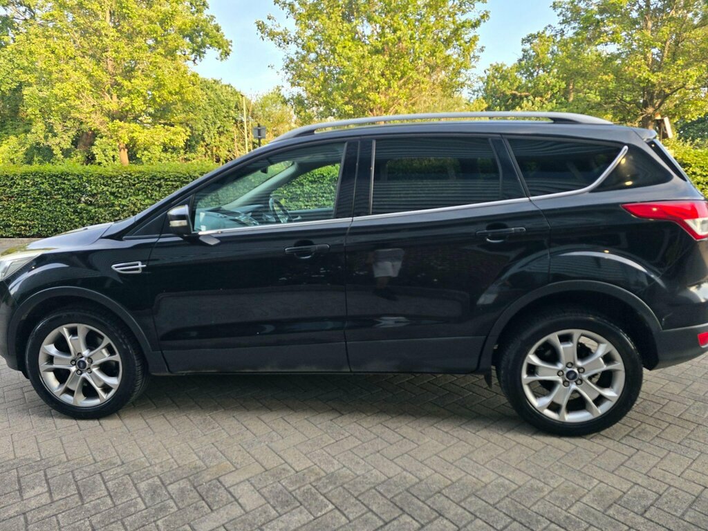 Ford Kuga 2.0 Tdci Titanium Awd Euro 5 Black #4