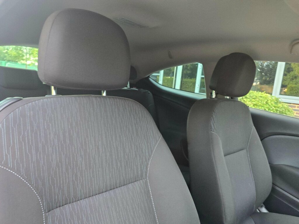 Vauxhall Astra Design Sports Tourer Euro 6 100 Silver #14