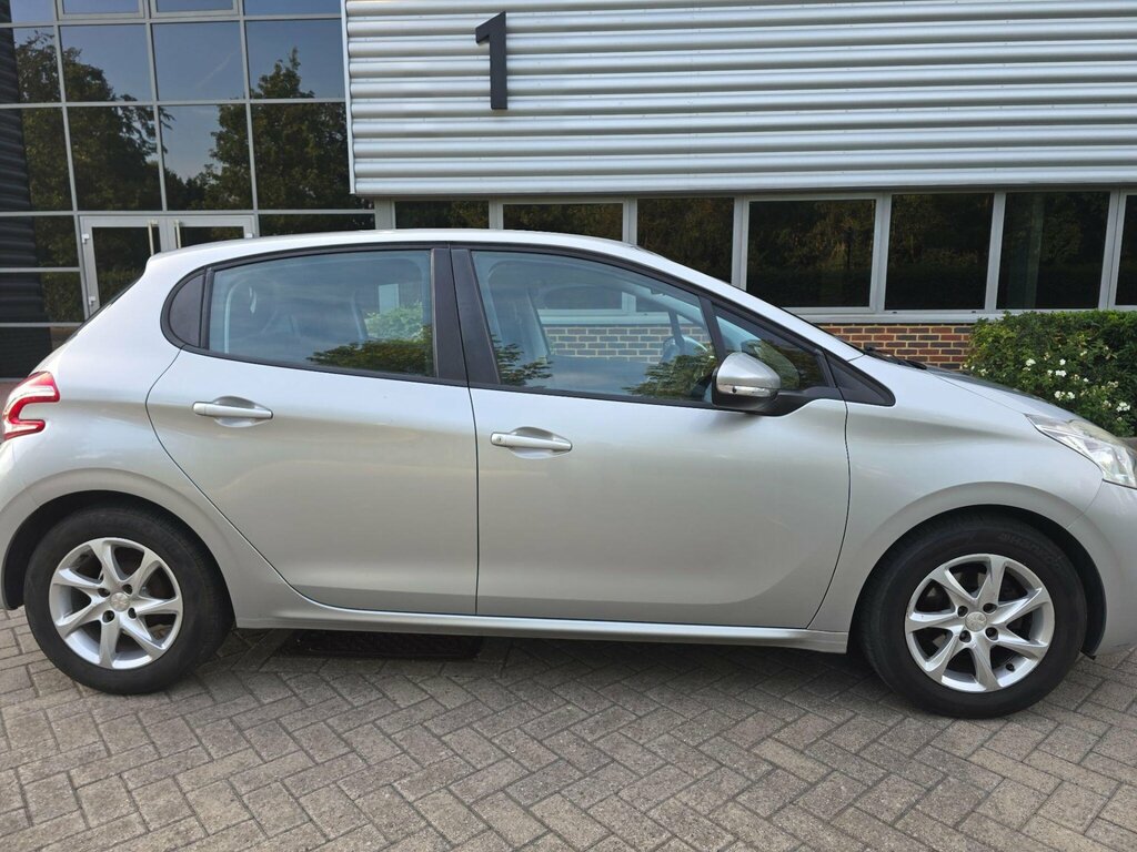Peugeot 208 1.2 Vti Style Hatchback Euro 5 Grey #14