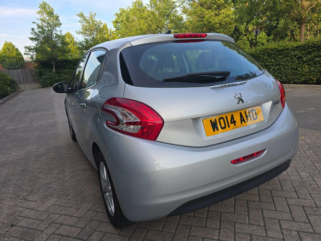 Peugeot 208 1.2 Vti Active Euro 5 Silver #5