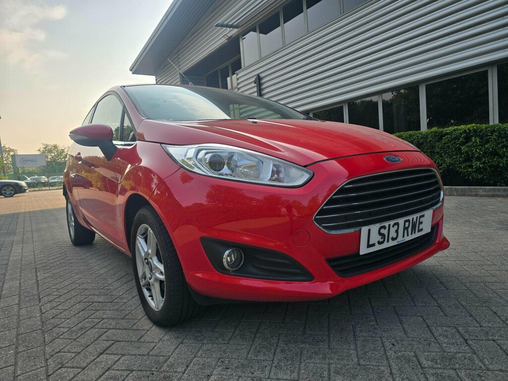 Ford Fiesta 1.25 Zetec Euro 5 Red