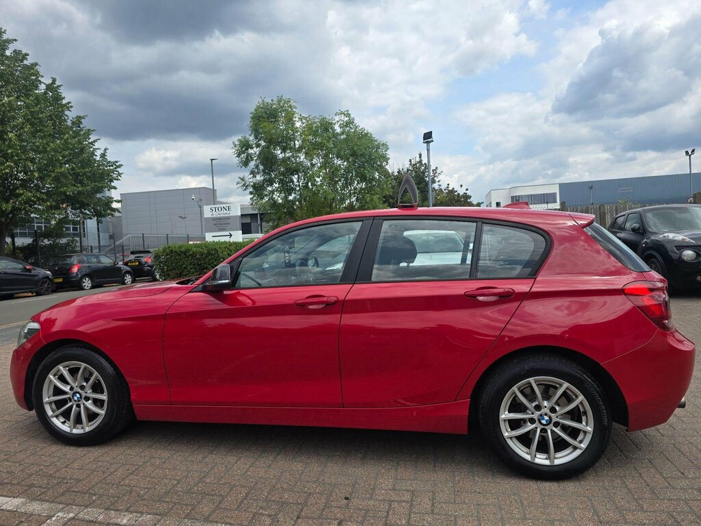 BMW 1 Series 2.0 116D Se Euro 5 Ss Red #4