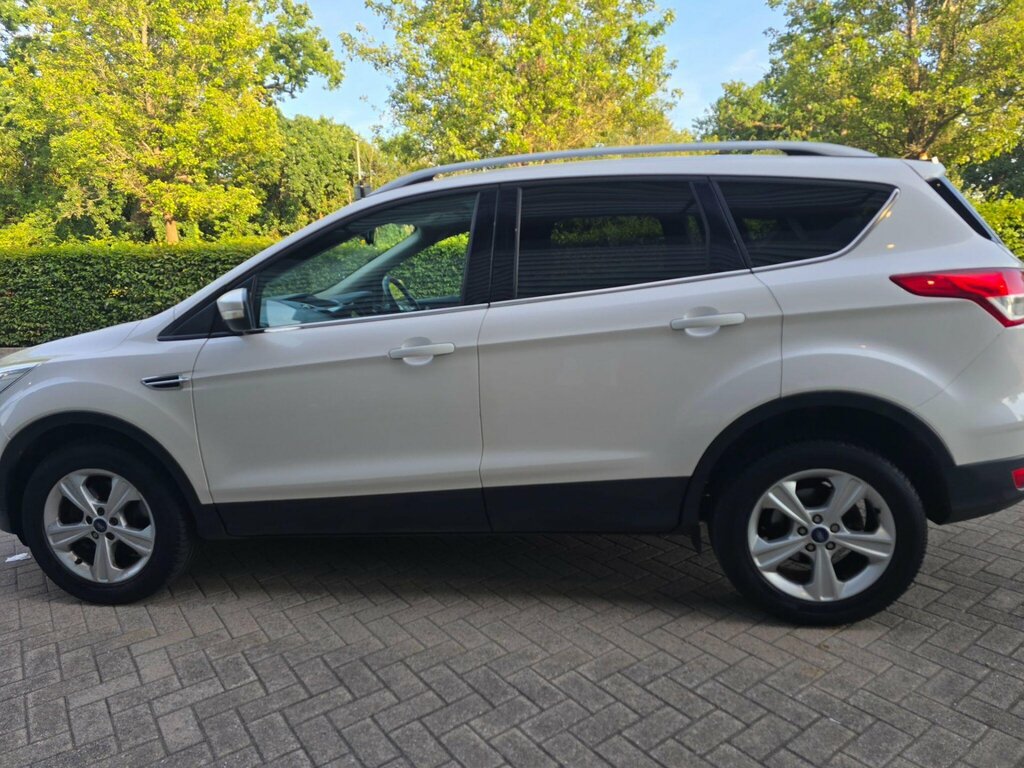 Ford Kuga 2.0 Tdci Zetec 2Wd Euro 6 Ss White #4