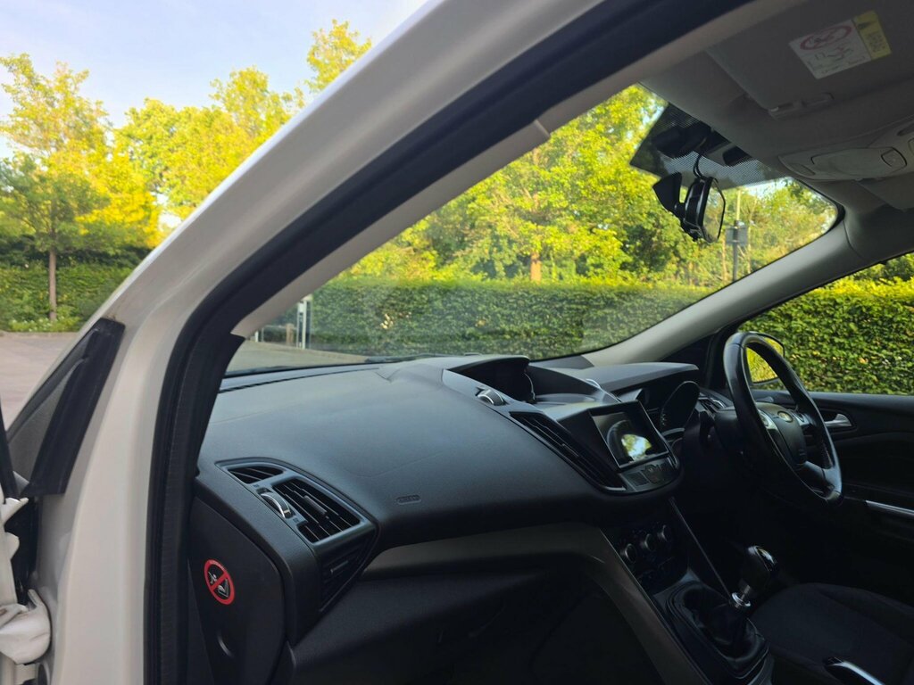 Ford Kuga Titanium X Sport Tdci Red #8