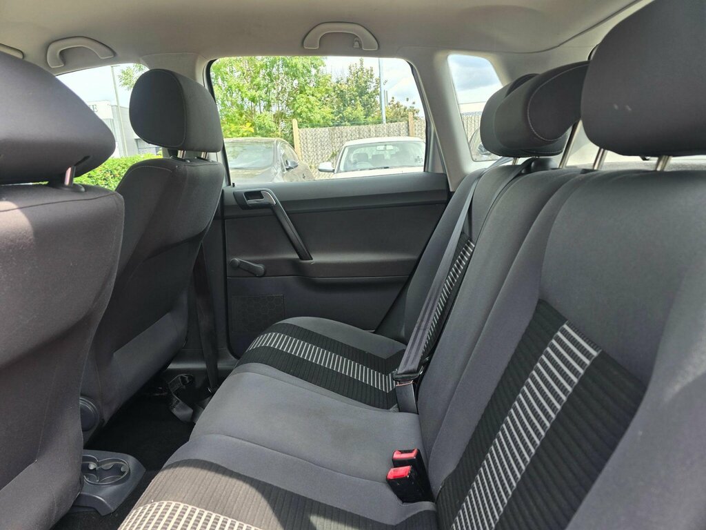 Volkswagen Polo Hatchback Silver #9