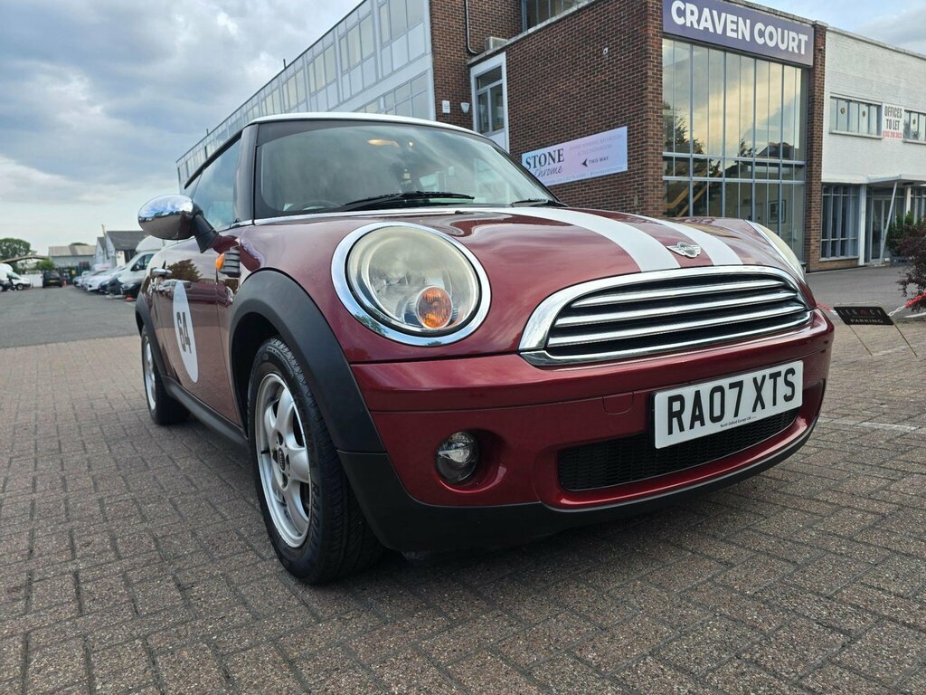 Mini Hatch 1.6 Cooper Euro 4 Red