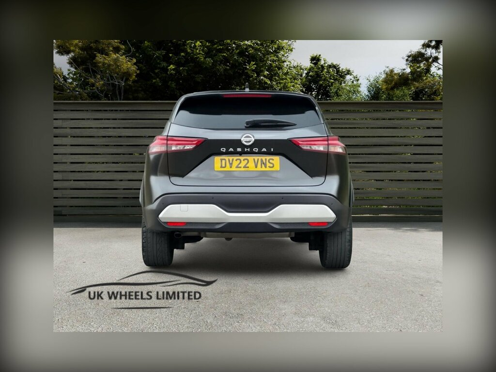 Nissan Qashqai 1.3 Dig-t Mhev N-connecta Xtron Euro 6 Ss DV22VNS Black #3