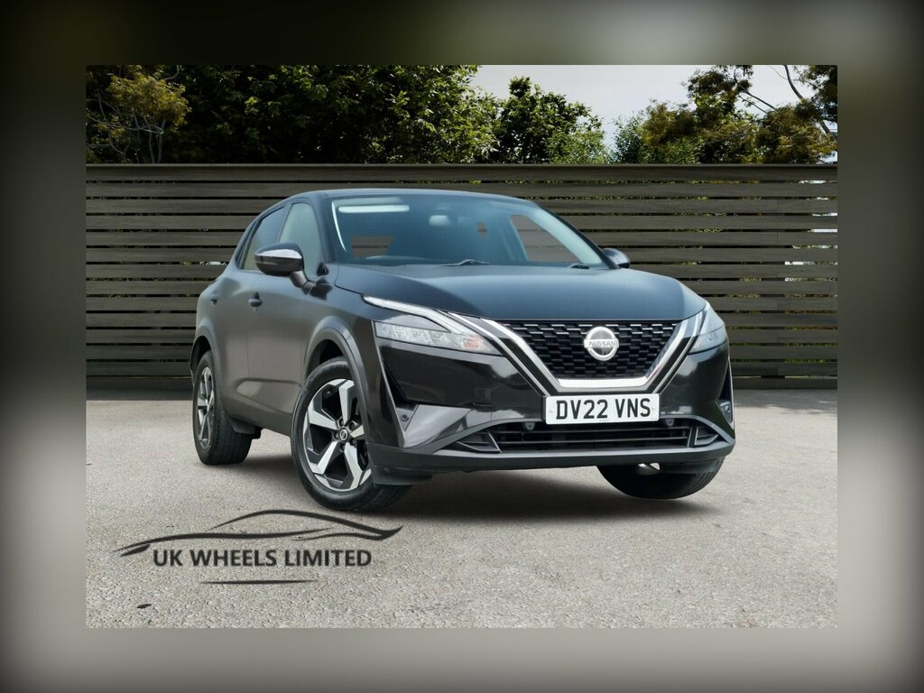 Nissan Qashqai 1.3 Dig-t Mhev N-connecta Xtron Euro 6 Ss Black
