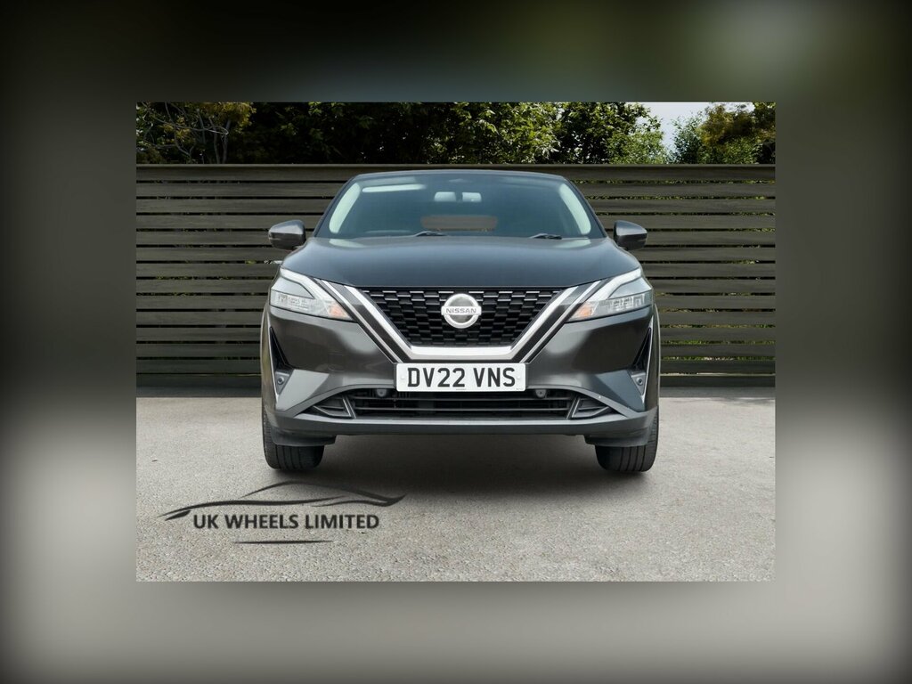 Nissan Qashqai 1.3 Dig-t Mhev N-connecta Xtron Euro 6 Ss DV22VNS Black #2