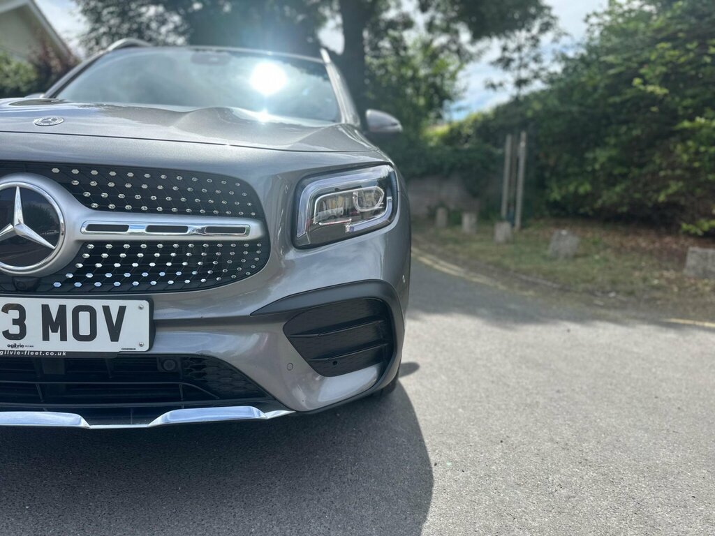 Mercedes-Benz GLB Class Glb 200 Amg Line Premium Night Ed 7G-tronic Red #28