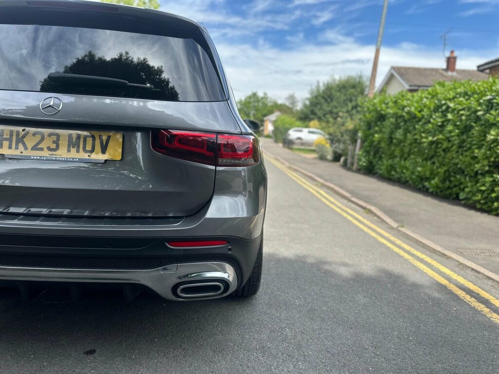 Mercedes-Benz GLB Class Glb 200 Amg Line Premium Night Ed 7G-tronic Red #26