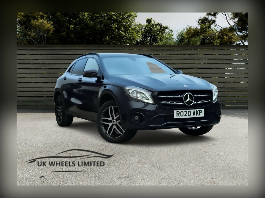 Mercedes-Benz GLA Class 1.6 Gla180 Urban Edition 7G-dct Euro 6 Ss Black