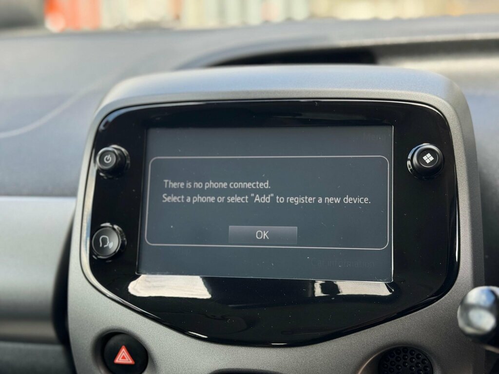 Toyota Aygo 1.0 Vvt-i X-trend 5-Dr White #22
