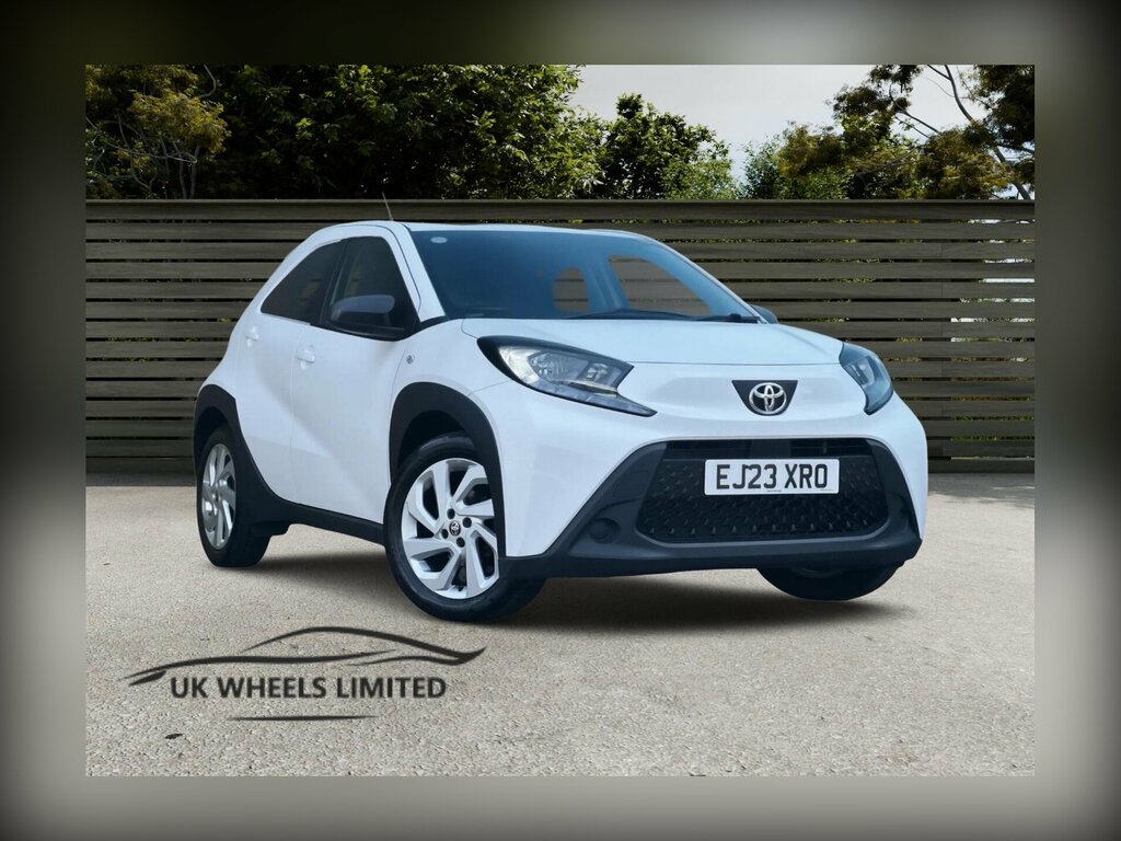 Toyota Aygo X 1.0 Vvt-i Pure X-shift Euro 6 Ss White