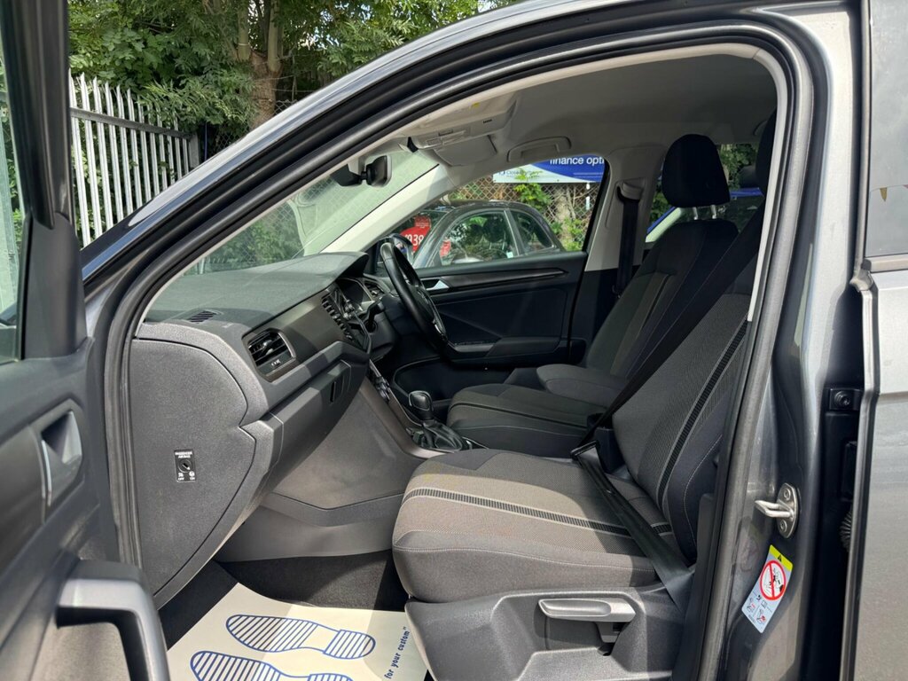 Volkswagen T-Roc Hatchback Se Tdi 2019 Black #11
