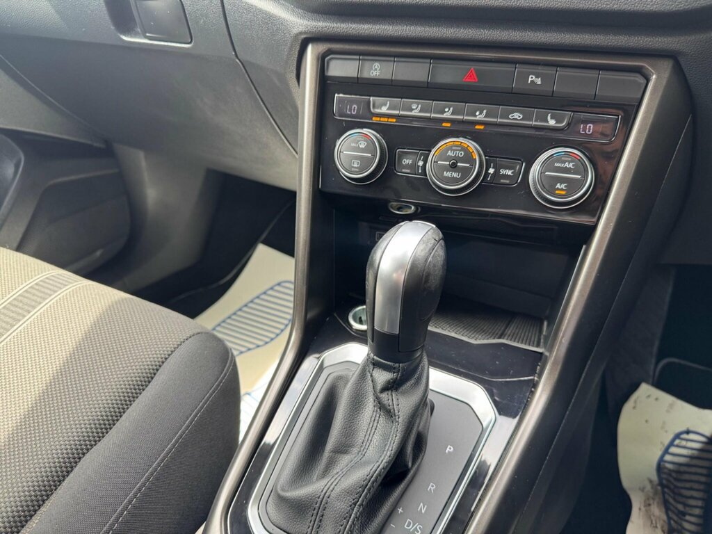 Volkswagen T-Roc Hatchback Se Tdi 2019 Black #21