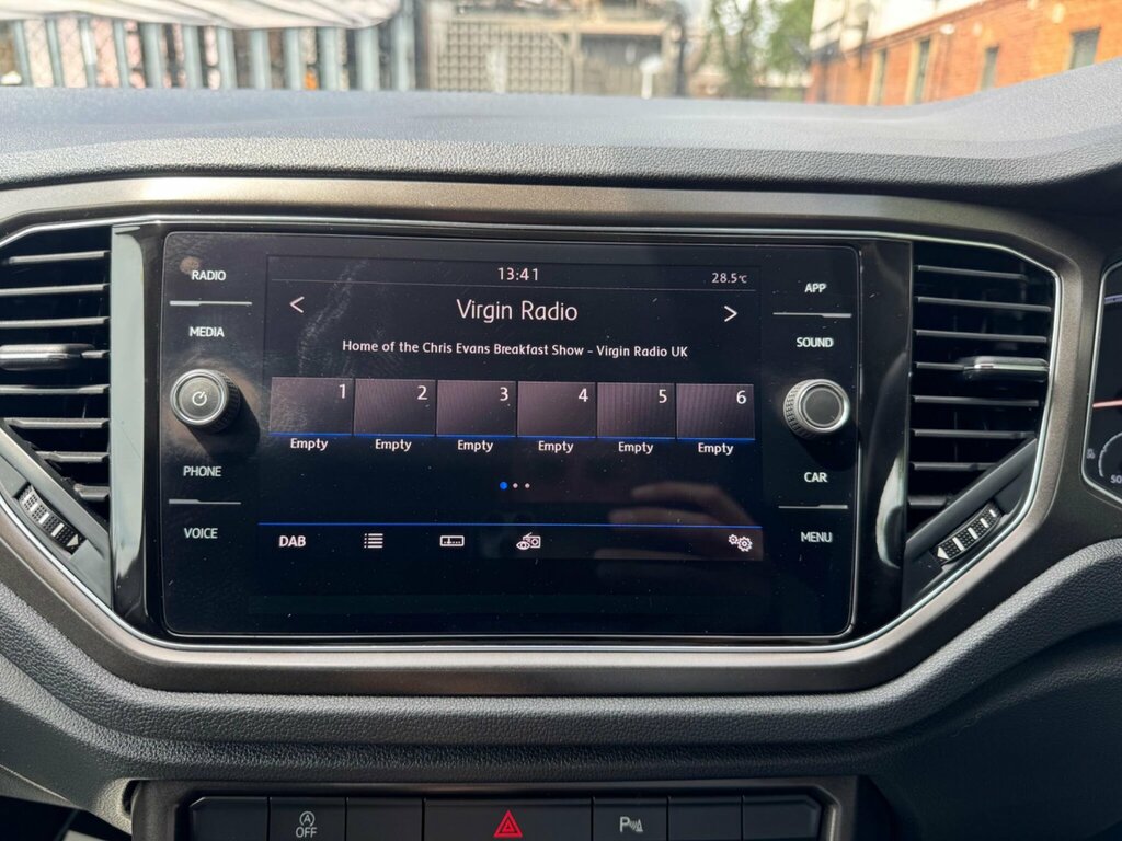 Volkswagen T-Roc Hatchback Se Tdi 2019 Black #26