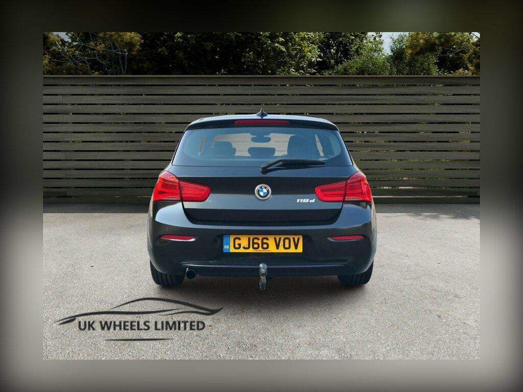 BMW 1 Series 2.0 118D Sport Euro 6 Ss Black #3