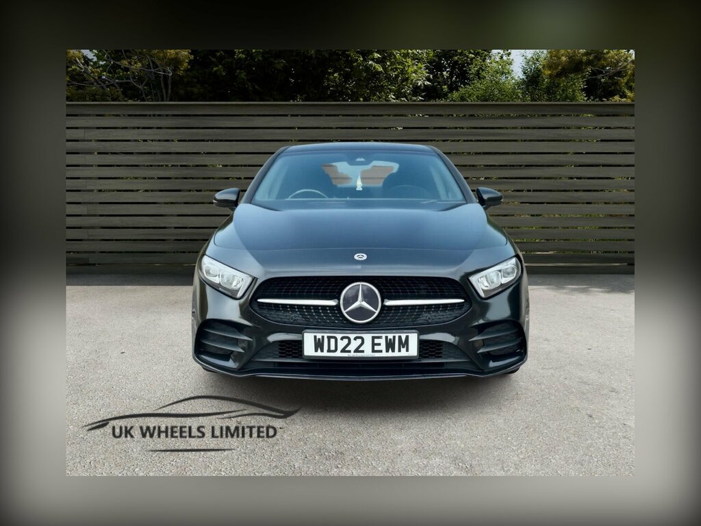 Mercedes-Benz A Class 1.3 A180 Amg Line Edition Premium 7G-dct Euro 6 WD22EWM Black #2