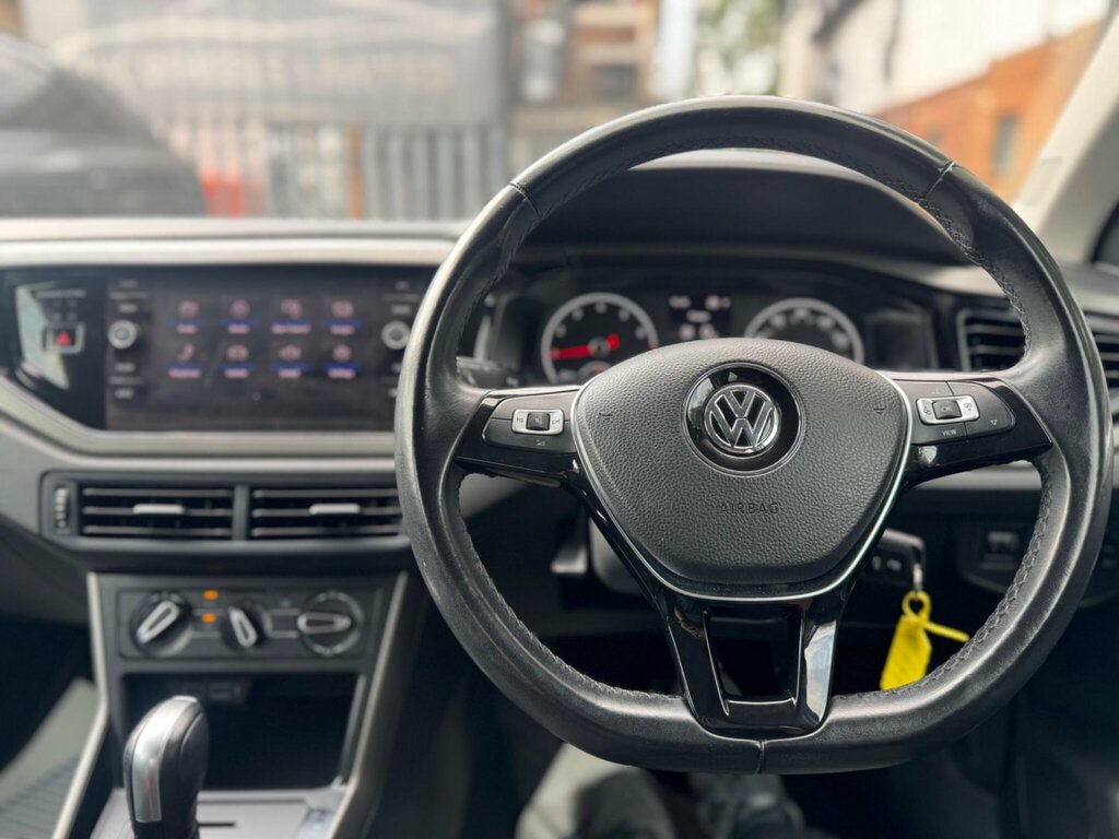 Volkswagen Polo 1.0 Sel Tsi Blue #27
