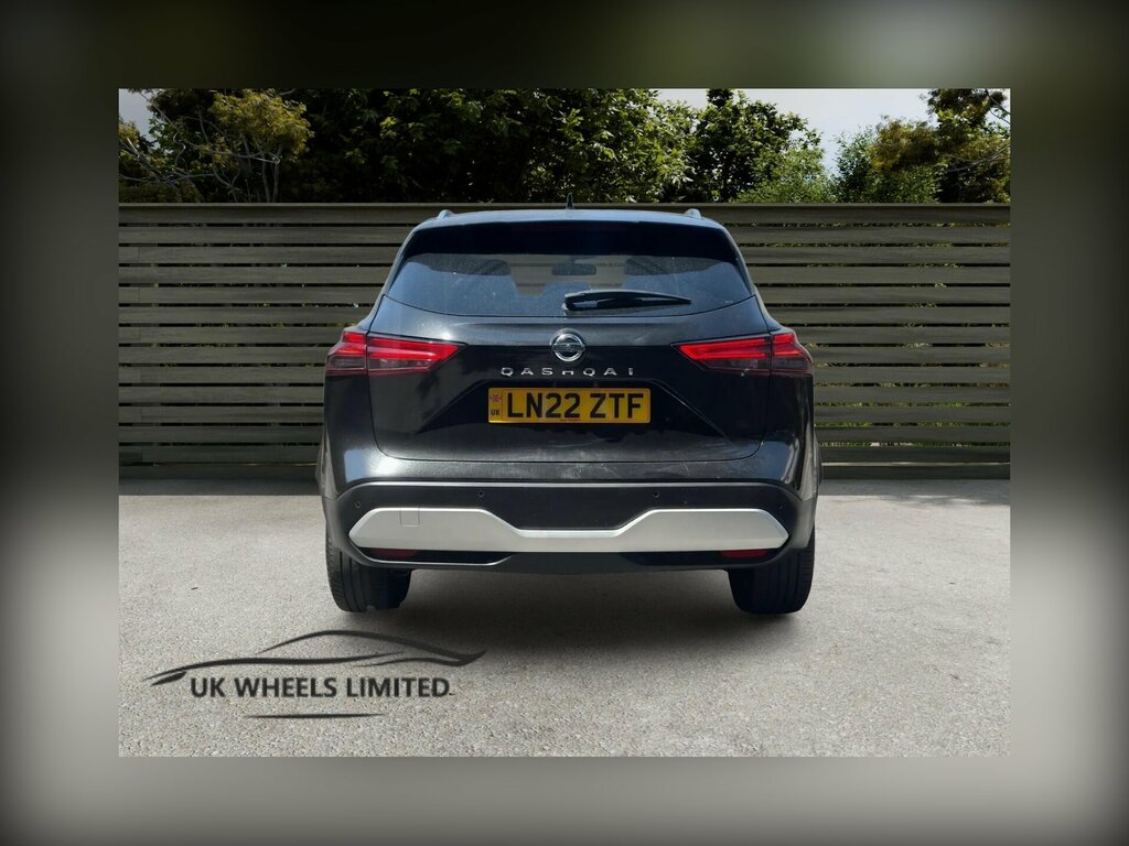 Nissan Qashqai 1.3 Dig-t Mhev Tekna Xtron Euro 6 Ss LN22ZTF Black #3