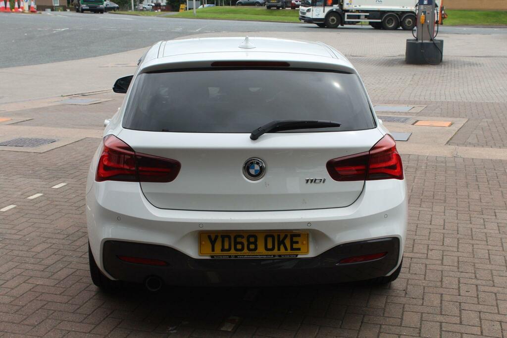 BMW 1 Series Hatchback YD68OKE White #6