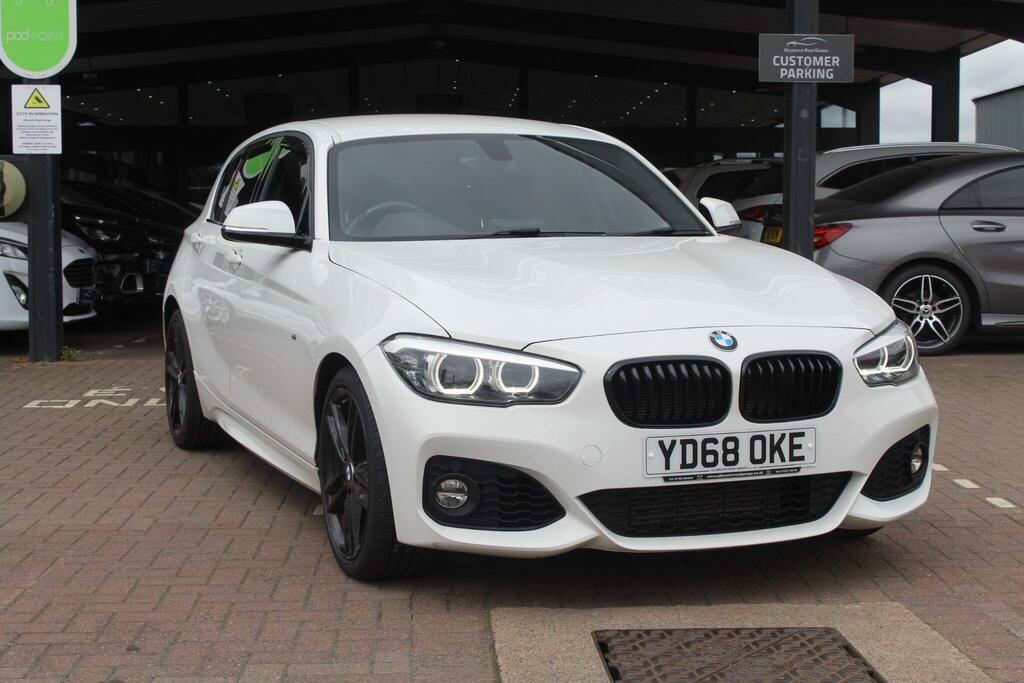 BMW 1 Series Hatchback White