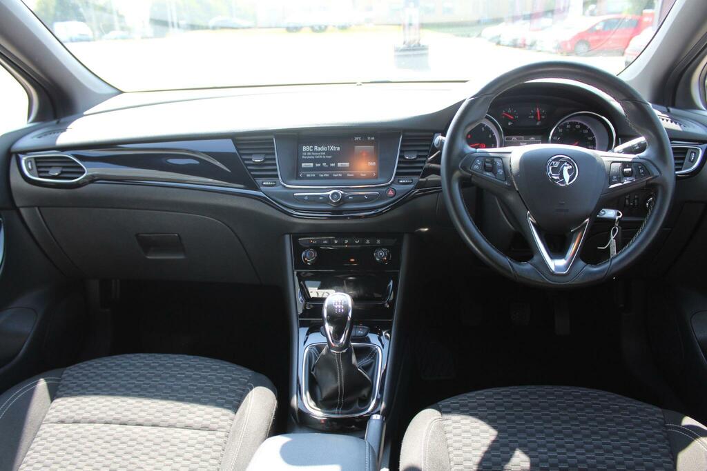 Vauxhall Astra Astra Sri YG17ANV White #3
