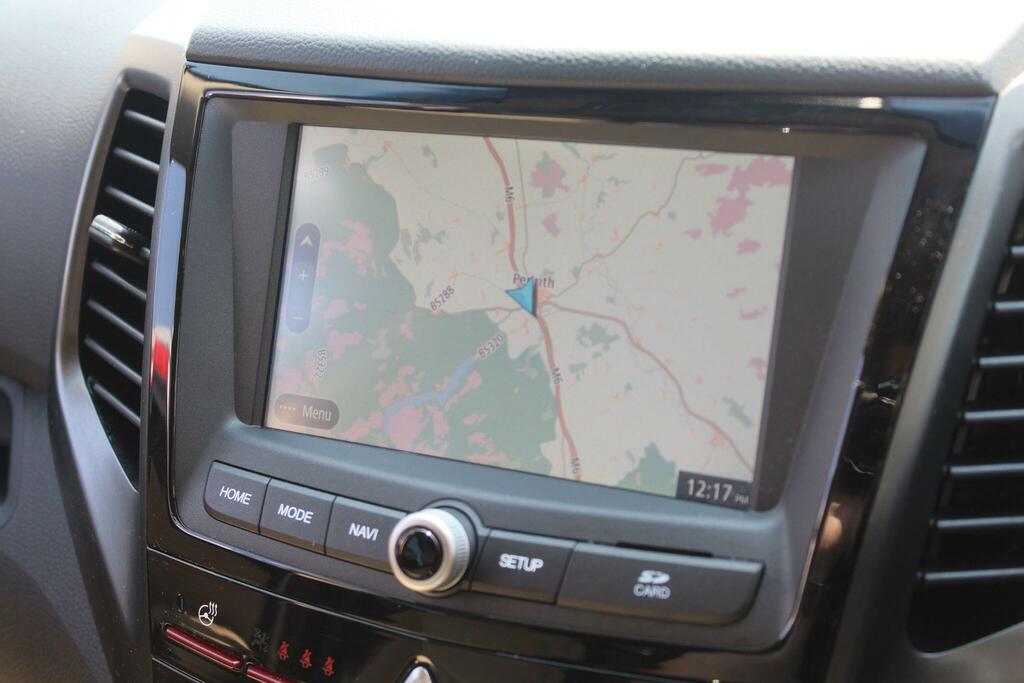 SsangYong Tivoli XLV Suv #4