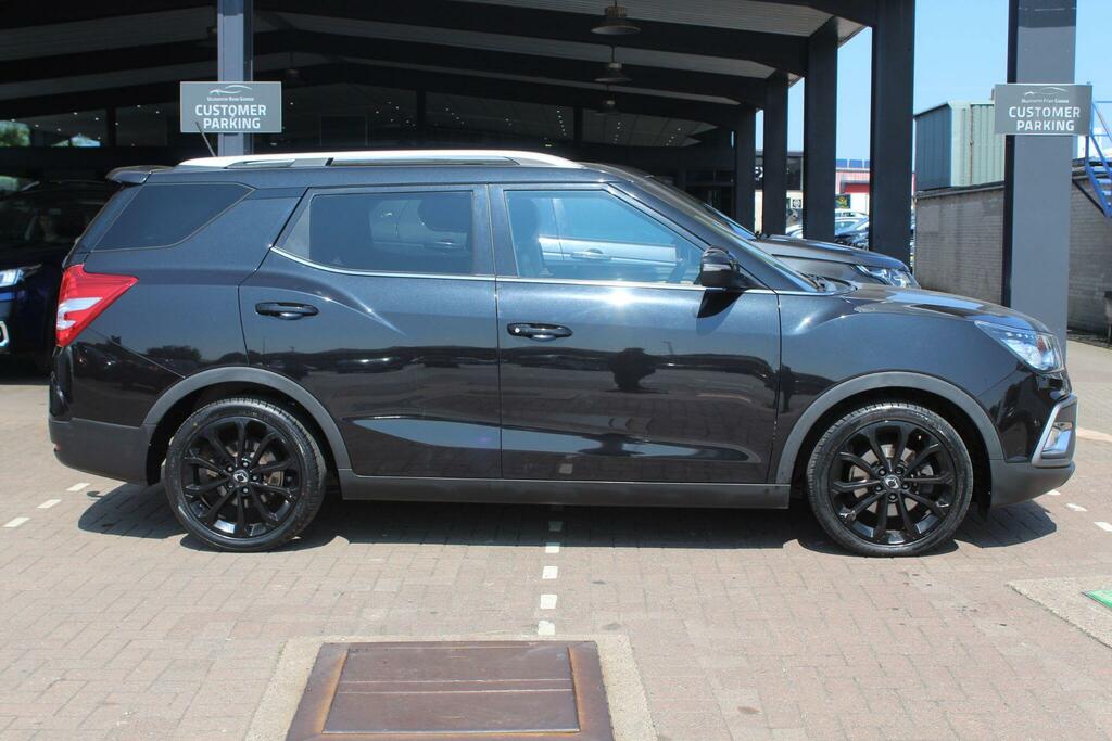 SsangYong Tivoli XLV Suv #6