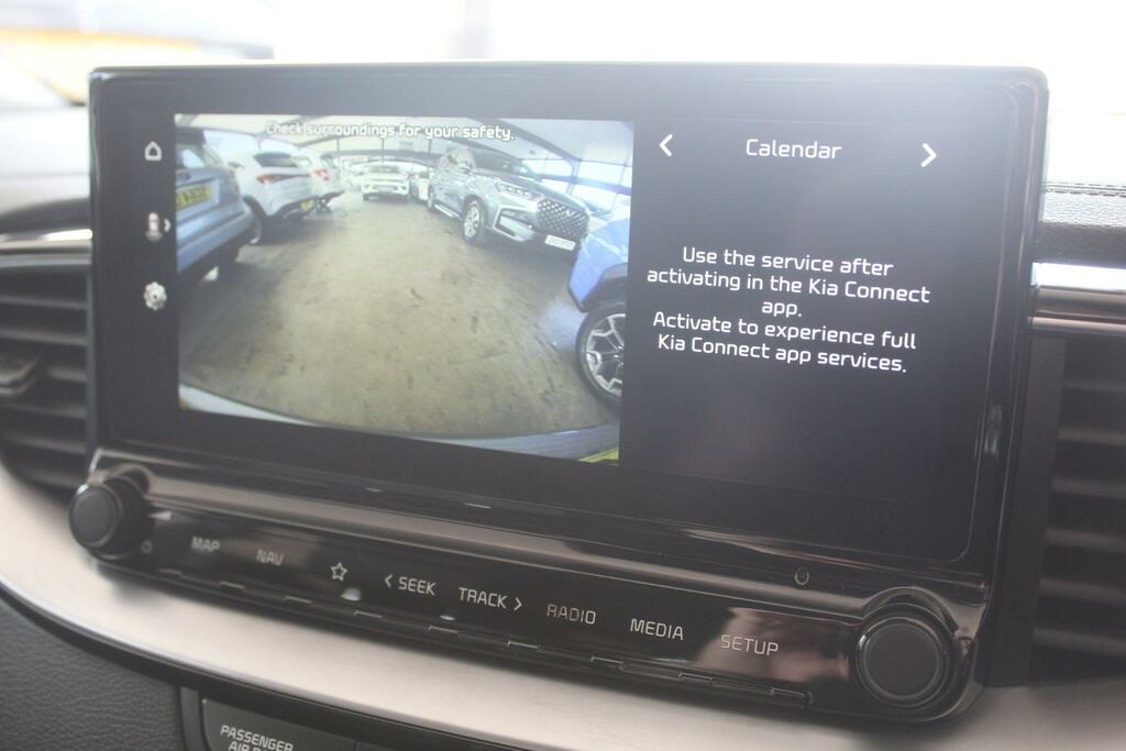 Kia Xceed Suv Silver #4