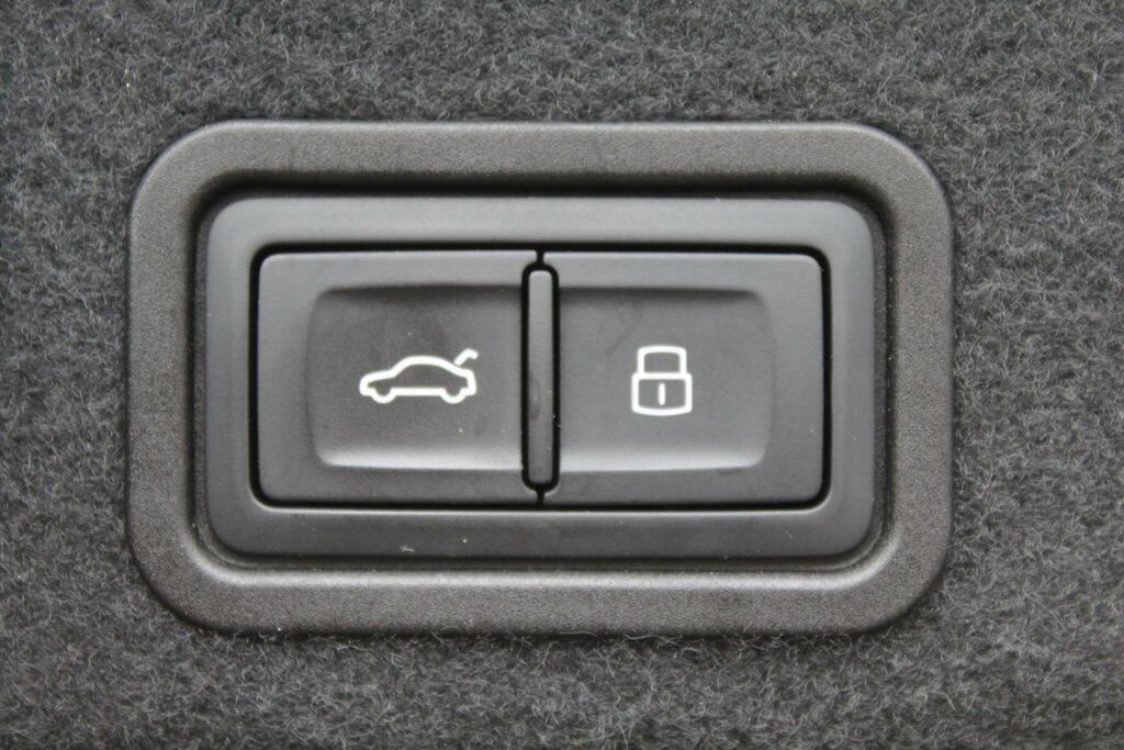Audi A8 3.0 Tdi V6 Se Executive Tiptronic Quattro Euro 6  #15