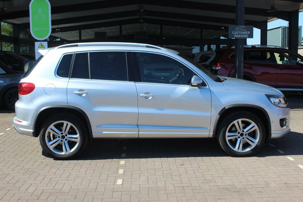 Volkswagen Tiguan R-line Grey #10