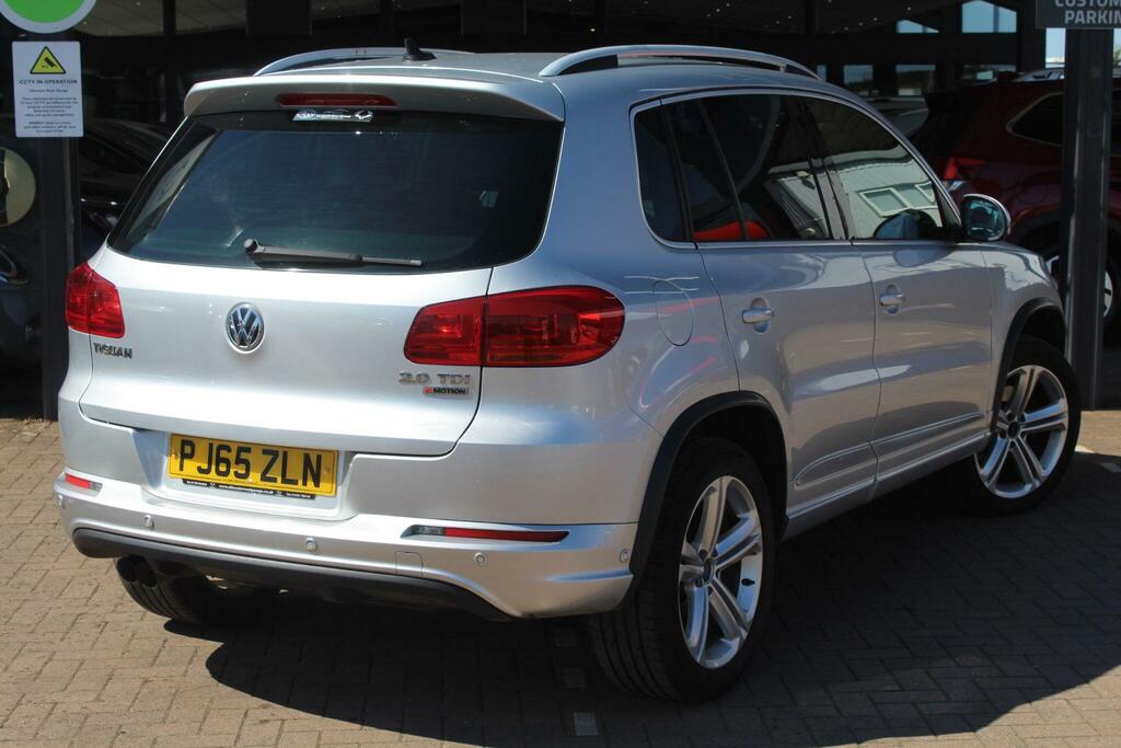 Volkswagen Tiguan R-line Grey #11