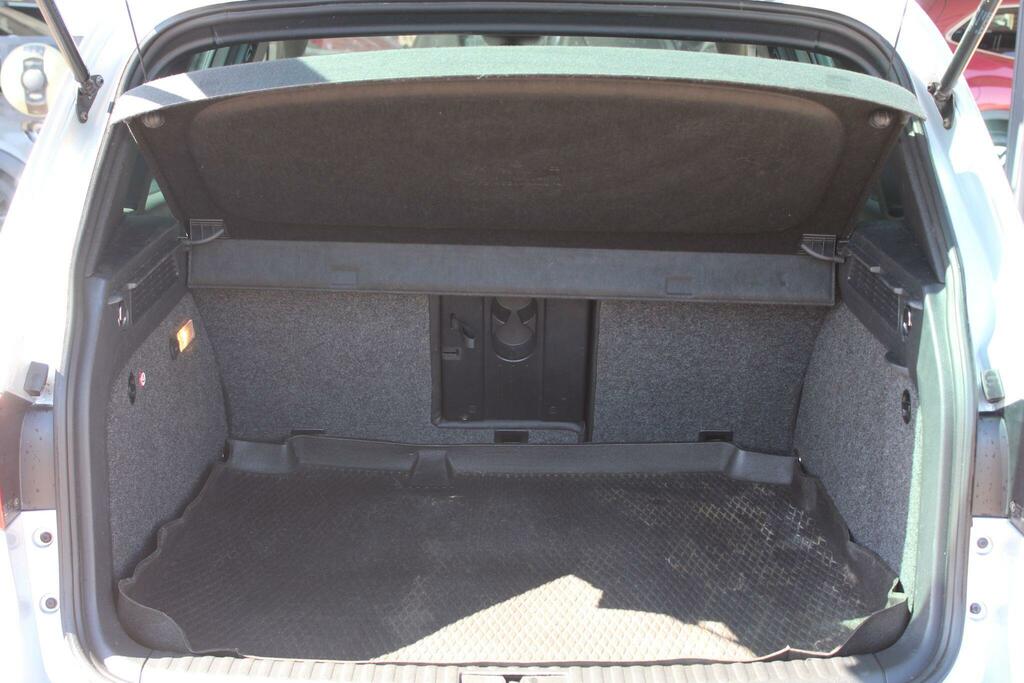 Volkswagen Tiguan R-line Grey #36