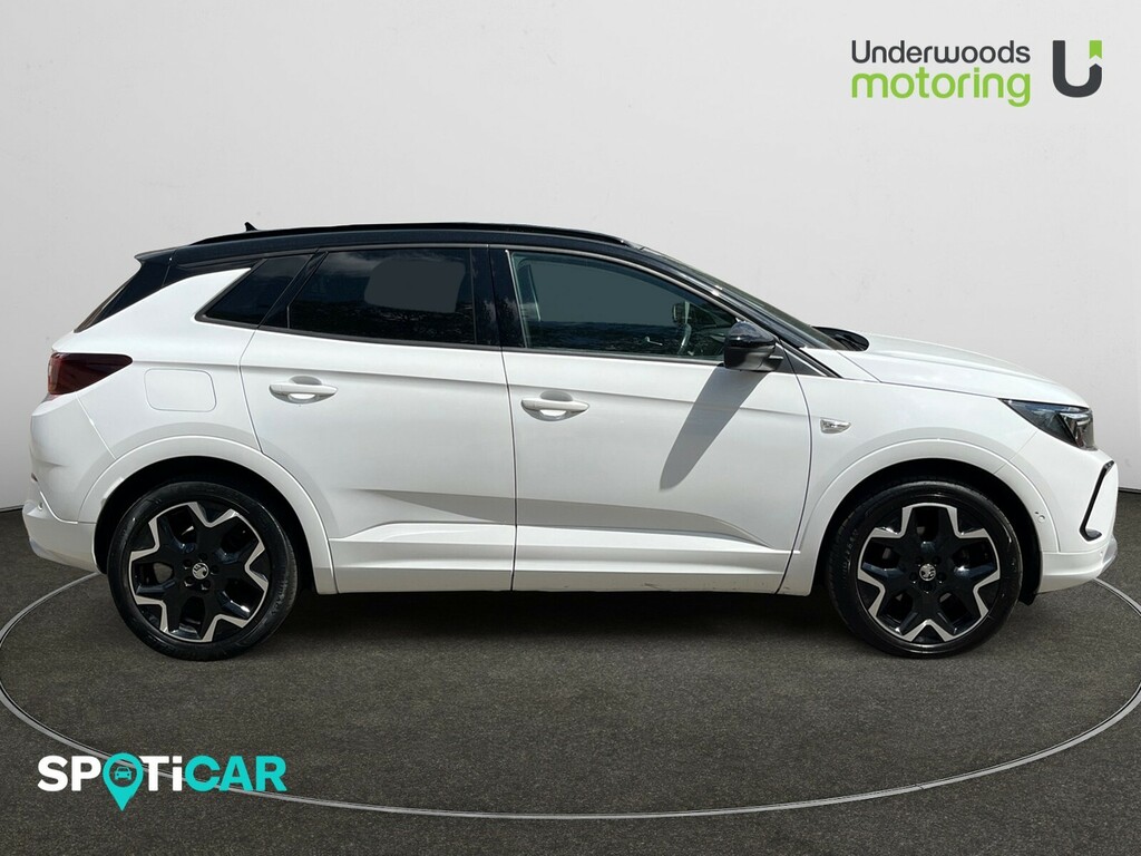 Vauxhall Grandland 1.2 Turbo 130Ps Ultimate VN23XCD White #4