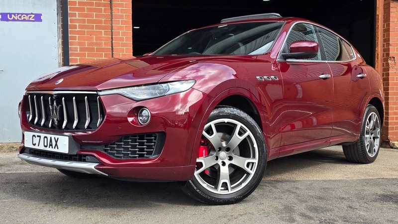 Maserati Levante 3.0D V6 Suv Red