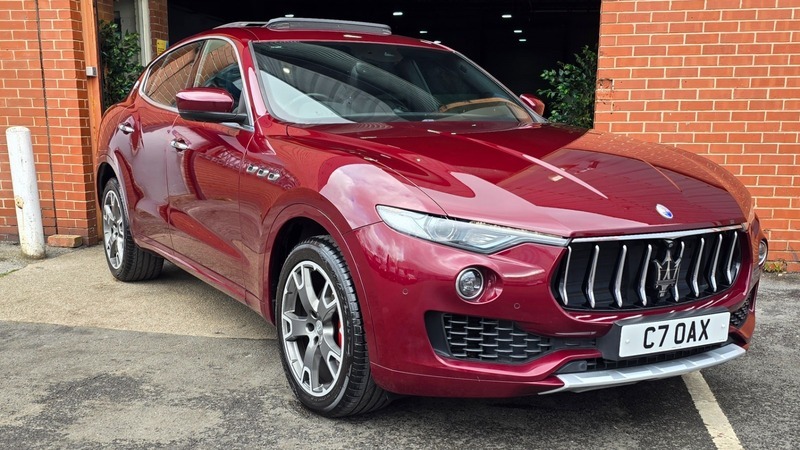 Maserati Levante 3.0D V6 Suv Red #4