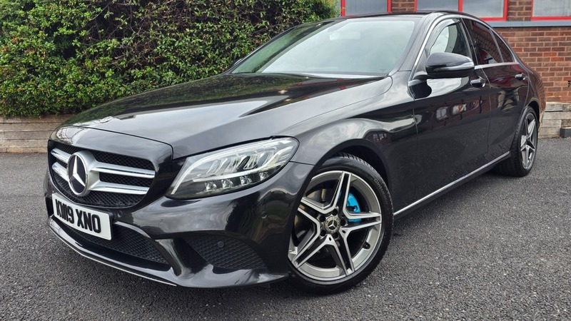 Mercedes-Benz C Class 2.0 C220d Sport Saloon KW19XNO Black #2
