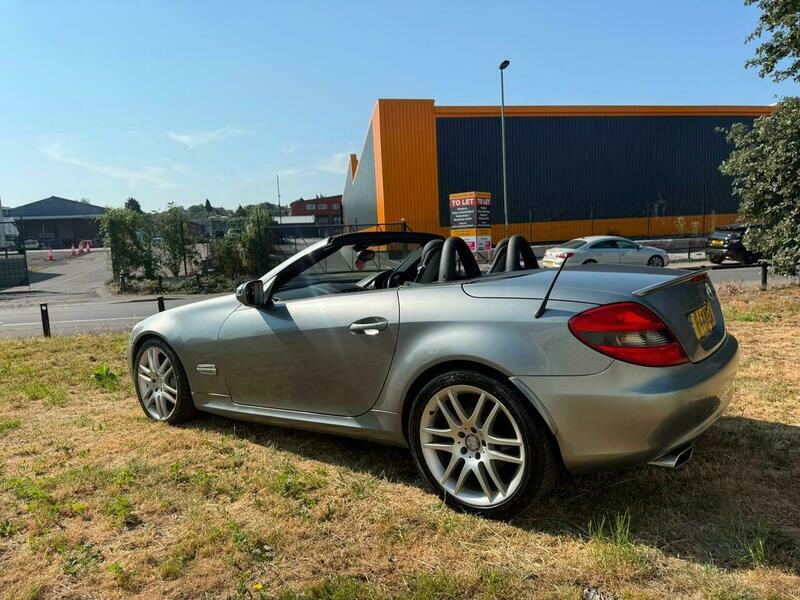Mercedes-Benz CLS Black #28
