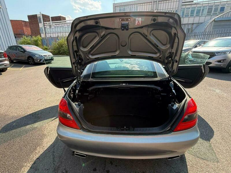 Mercedes-Benz CLS Black #31