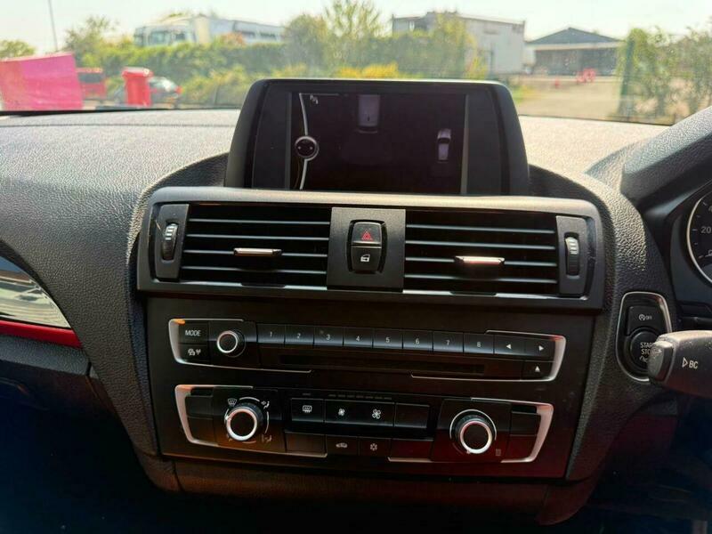 BMW 1 Series Hatchback Black #28