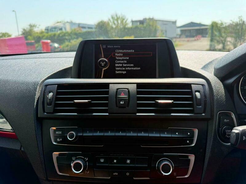 BMW 1 Series Hatchback Black #27