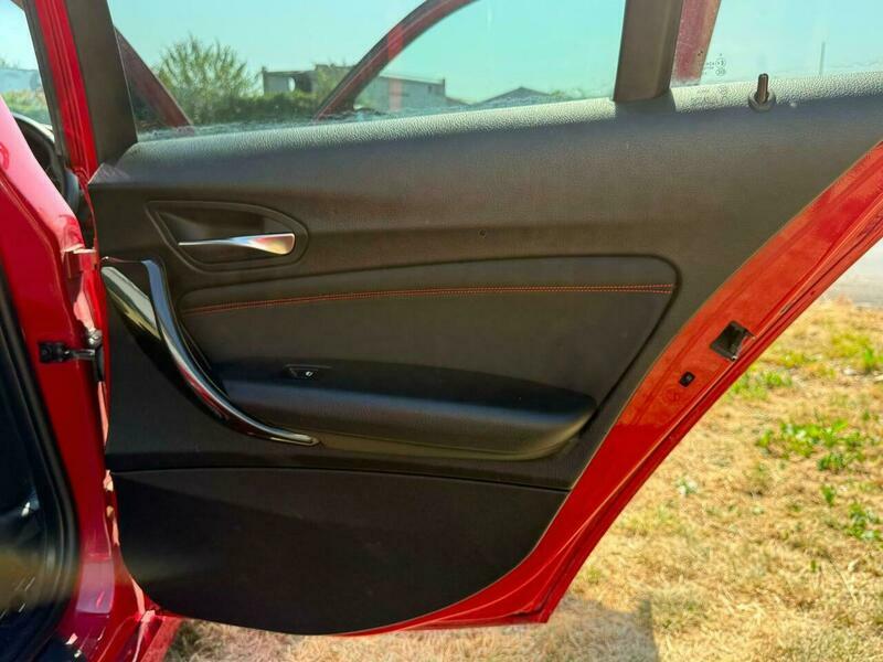 BMW 1 Series Hatchback Black #17