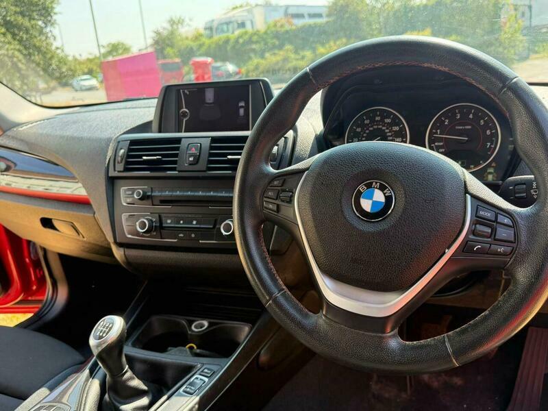 BMW 1 Series Hatchback Black #15